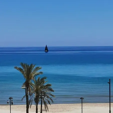 Lujoso En Primera Linea De Playa 알리칸테
