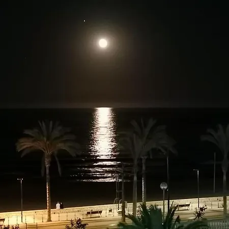 Lujoso En Primera Linea De Playa